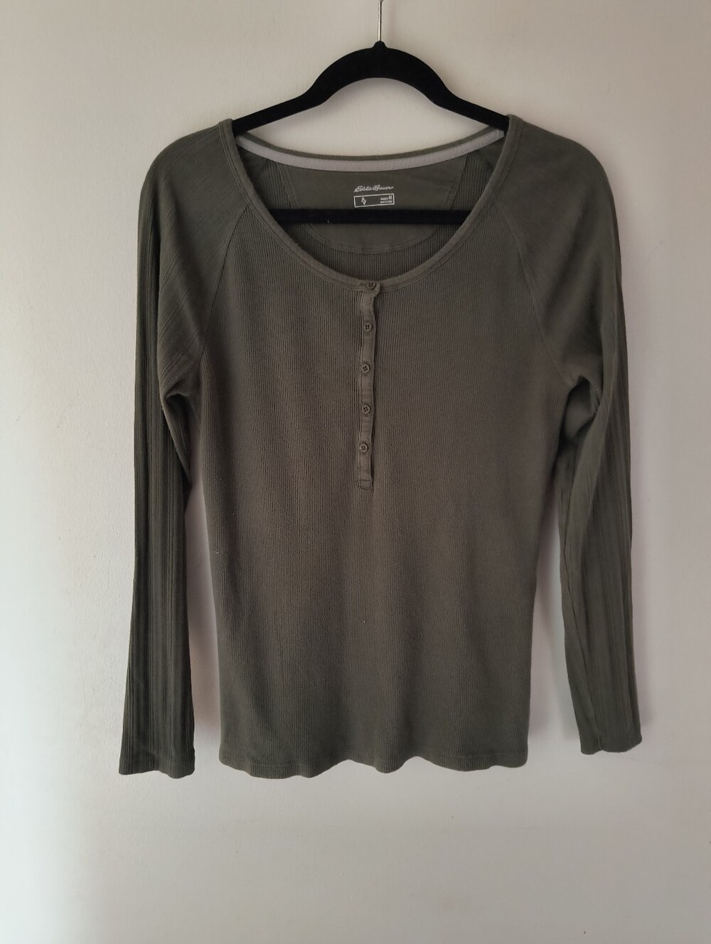 Eddie Bauer Olive Green Long sleeve Henley Shirt Size Medium